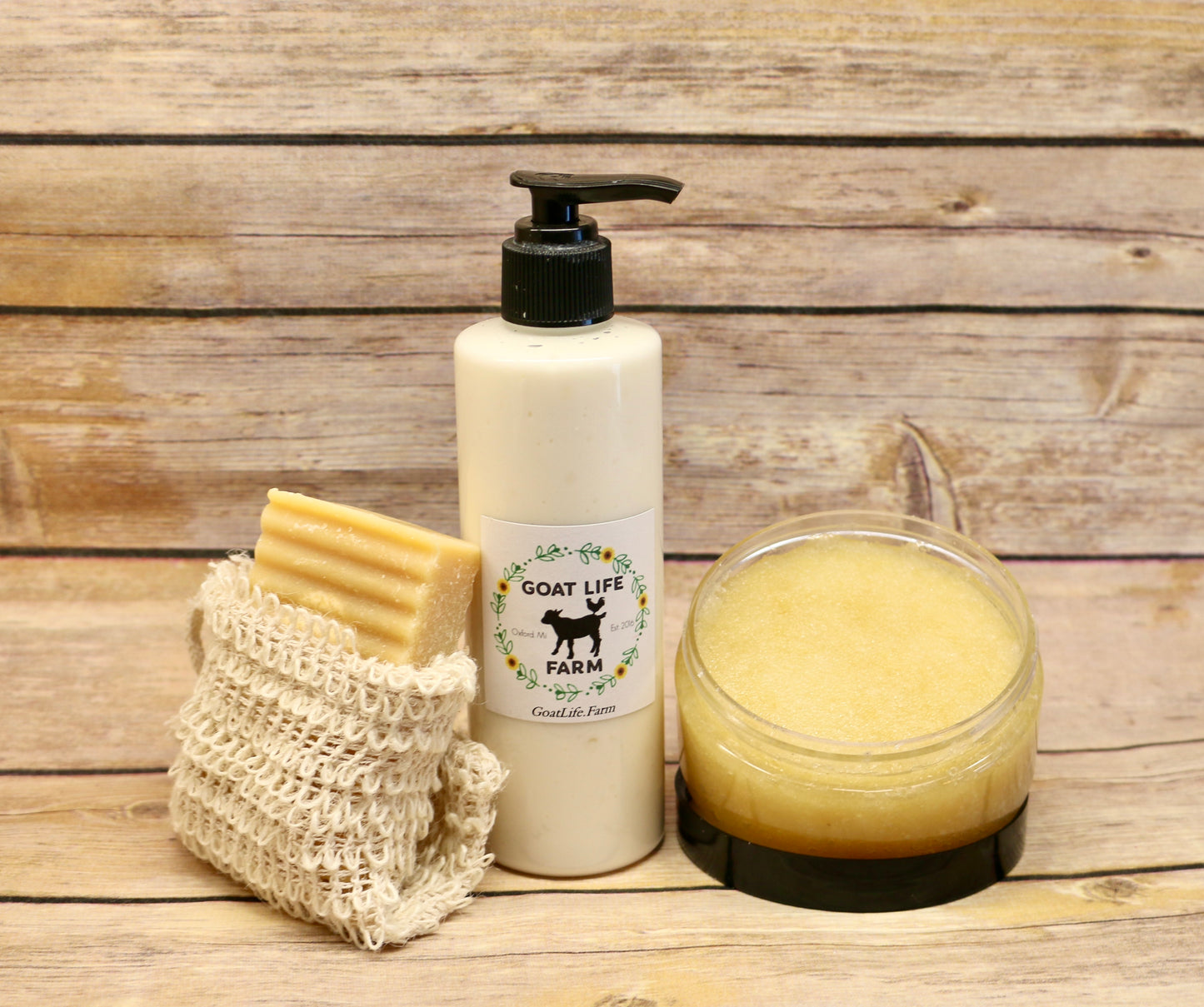 Coconut Delight - Exfoliating and Moisturizing Bundle