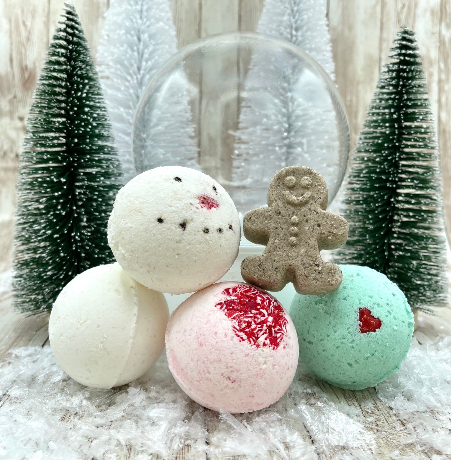Christmas Bath Bomb Snowglobe